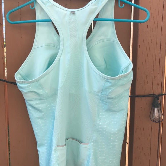 Nike tank top - Picture 2 of 3